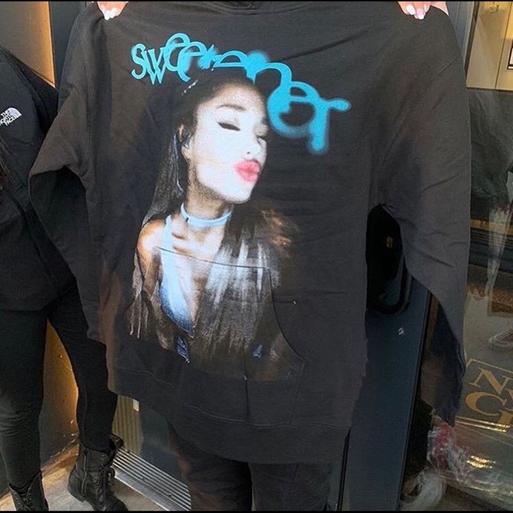 ariana grande swt merch any size